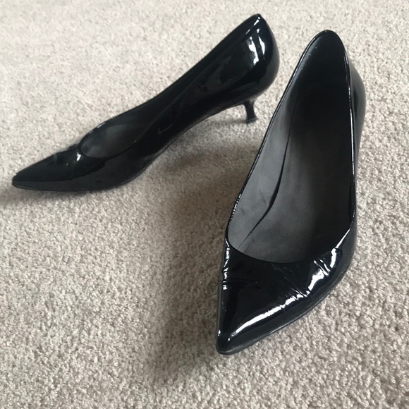 Stuart weitzman black heels - Picture 3 of 9